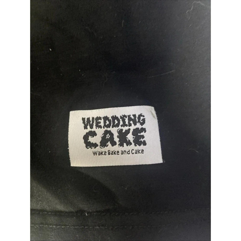 Men's Wedding Cake Wake Bake and Cake Y2K Embroidered Medium T-Shirt‎ 420 Skull